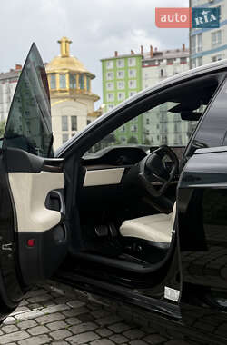 Лифтбек Tesla Model S 2021 в 