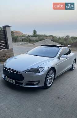 Лифтбек Tesla Model S 2014 в Одессе