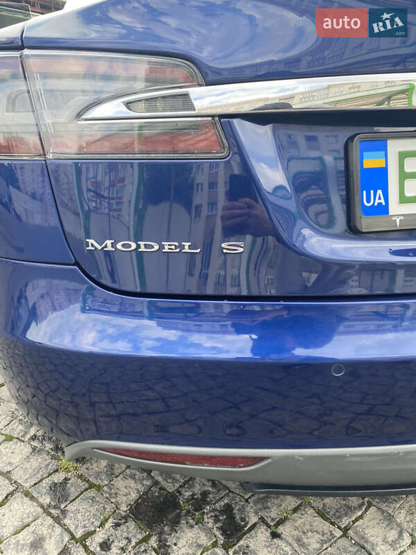 Лифтбек Tesla Model S 2015 в Хмельницком фото 12 Лифтбек Tesla Model S 2015 в Хмельницком