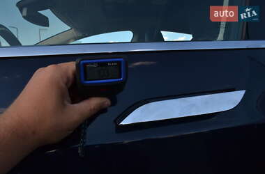 Лифтбек Tesla Model S 2015 в 