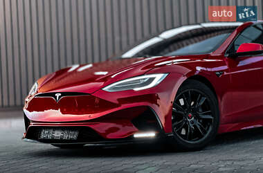Лифтбек Tesla Model S 2020 в 