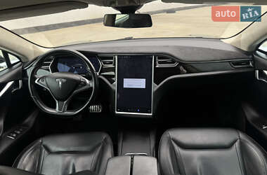 Лифтбек Tesla Model S 2016 в 
