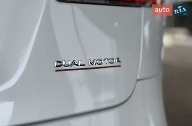 Ліфтбек Tesla Model S 2020 в 