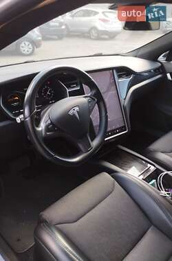 Лифтбек Tesla Model S 2018 в 