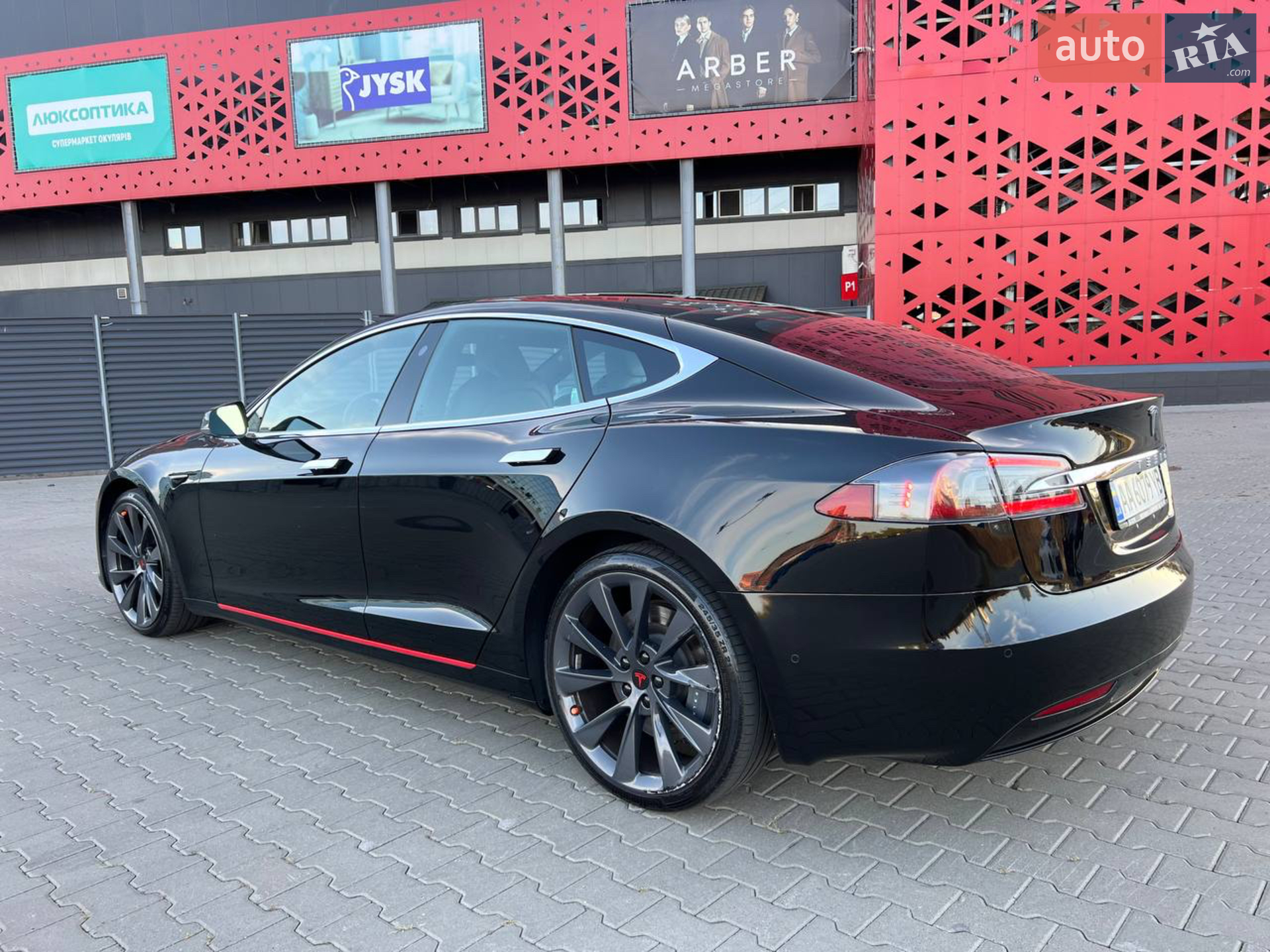 2020 Tesla Model S - мініатюра 8