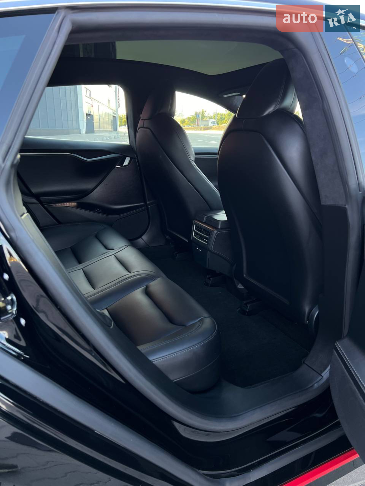 2020 Tesla Model S - мініатюра 14