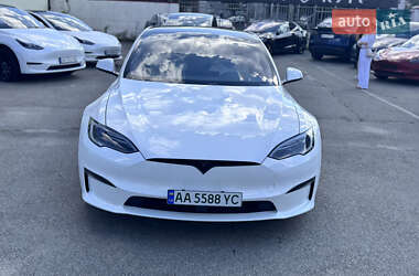 Лифтбек Tesla Model S 2021 в Киеве
