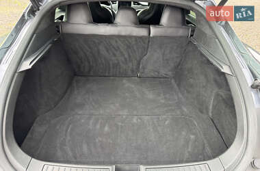 Лифтбек Tesla Model S 2018 в 