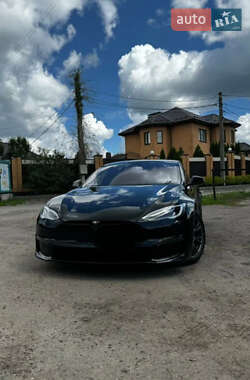 Лифтбек Tesla Model S 2021 в 