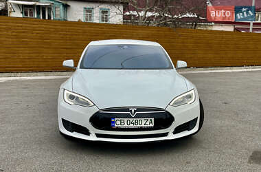 Лифтбек Tesla Model S 2016 в 