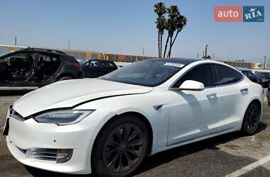 Tesla Model S 2017
