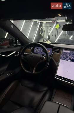 Лифтбек Tesla Model S 2018 в 
