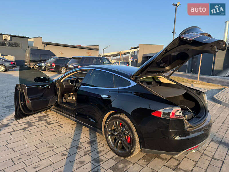 Ліфтбек Tesla Model S 2014 в Луцьку
