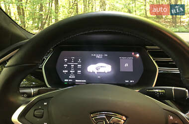 Лифтбек Tesla Model S 2016 в 