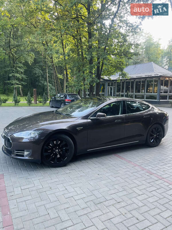 Ліфтбек Tesla Model S 2013 в Луцьку фото 2 Ліфтбек Tesla Model S 2013 в Луцьку