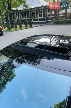 Лифтбек Tesla Model S 2013 в 