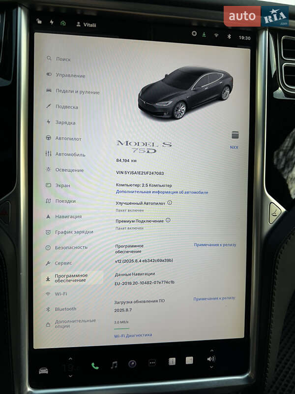 Лифтбек Tesla Model S 2018 в Киеве