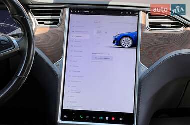 Лифтбек Tesla Model S 2017 в 