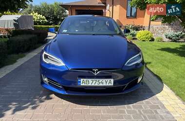 Лифтбек Tesla Model S 2020 в Виннице