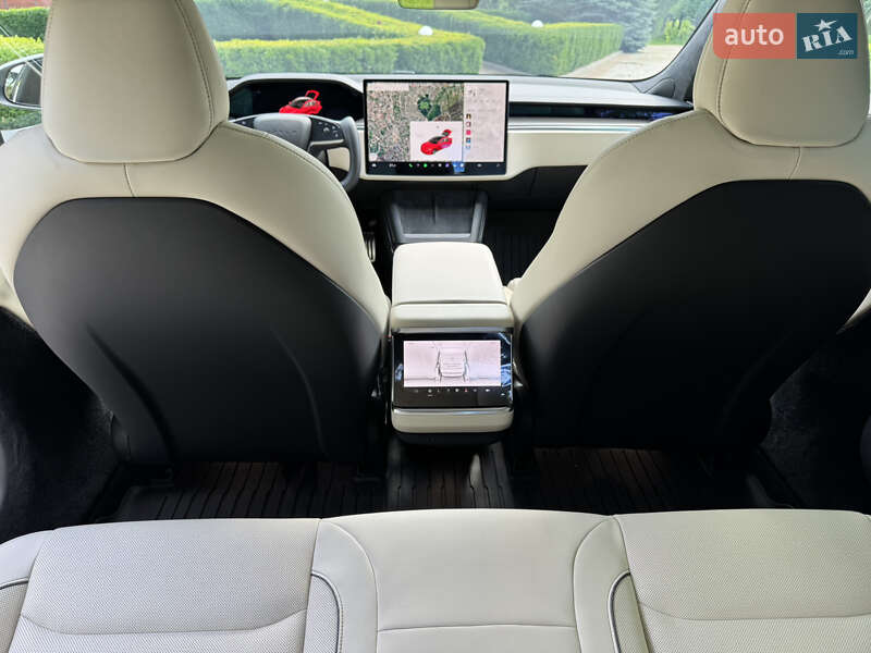 Лифтбек Tesla Model S 2022 в Львове