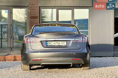 Ліфтбек Tesla Model S 2015 в 