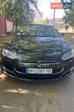 Ліфтбек Tesla Model S 2014 в Одесі