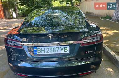 Лифтбек Tesla Model S 2014 в 