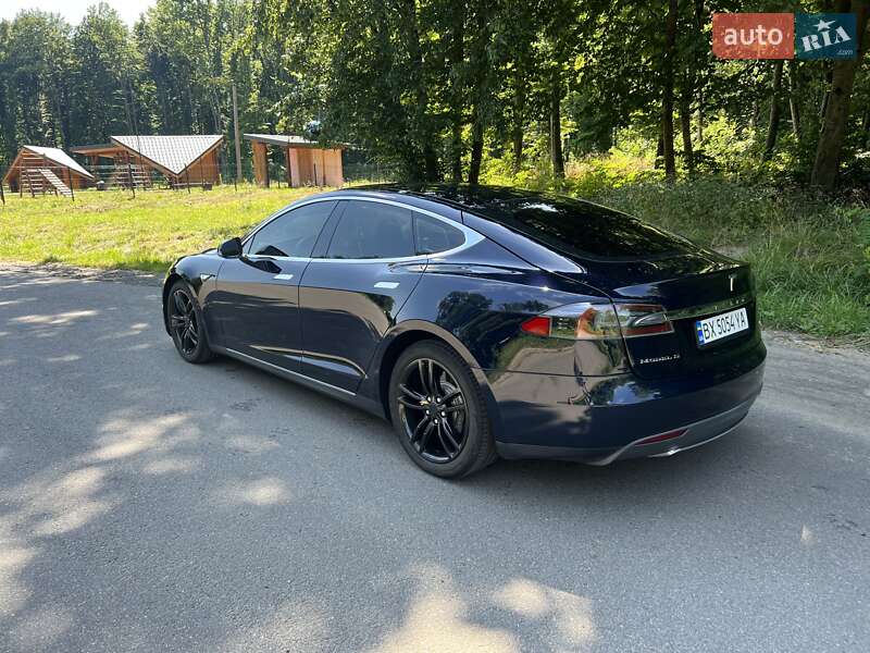 Лифтбек Tesla Model S 2013 в Хмельницком
