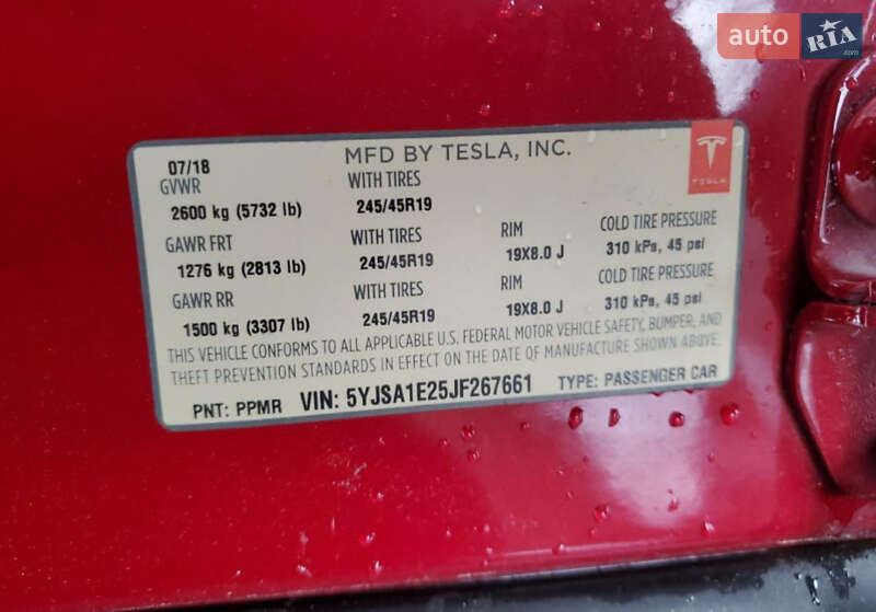 Лифтбек Tesla Model S 2018 в Самборе