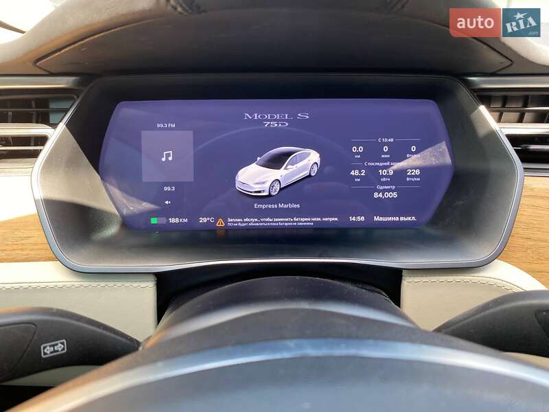 Лифтбек Tesla Model S 2018 в Виннице