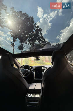 Лифтбек Tesla Model S 2017 в 
