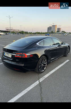 Лифтбек Tesla Model S 2019 в 