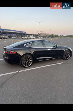 Лифтбек Tesla Model S 2019 в 