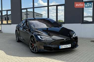 Лифтбек Tesla Model S 2019 в 