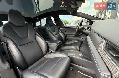 Лифтбек Tesla Model S 2019 в 