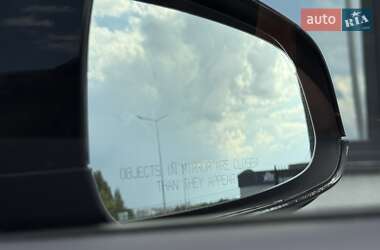 Лифтбек Tesla Model S 2019 в 