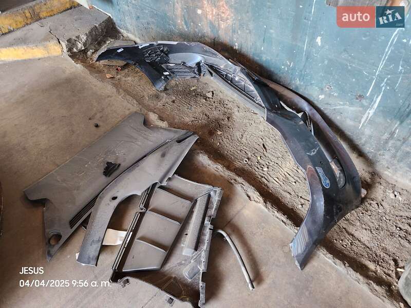 Лифтбек Tesla Model S 2021 в Сарнах