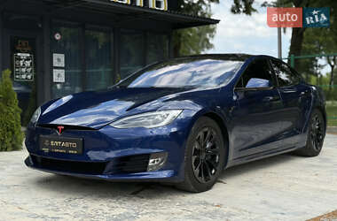 Ліфтбек Tesla Model S 2018 в Івано-Франківську