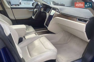 Лифтбек Tesla Model S 2018 в 