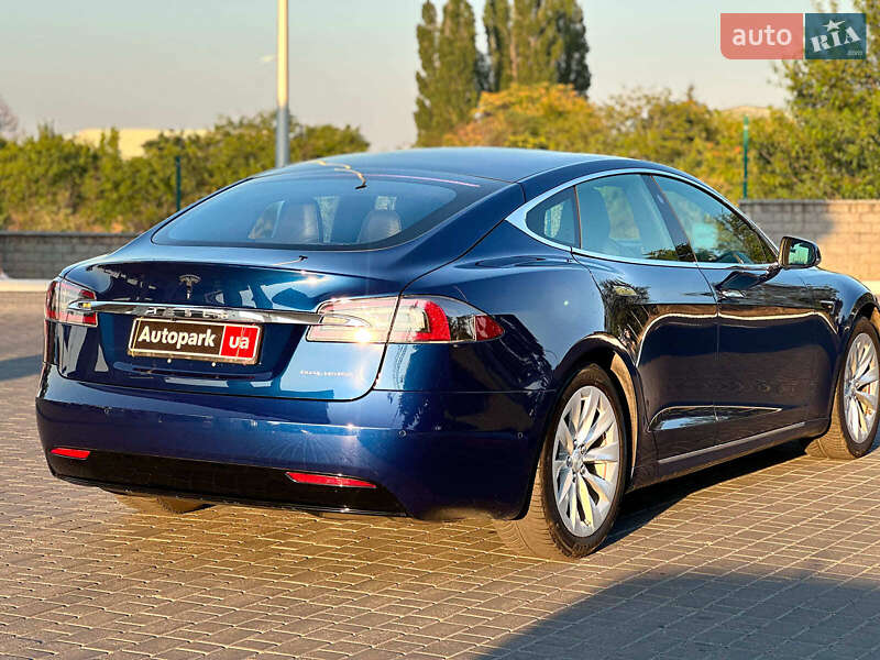 Лифтбек Tesla Model S 2019 в Одессе