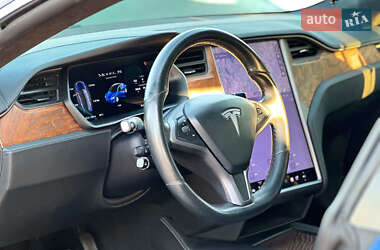 Лифтбек Tesla Model S 2019 в 
