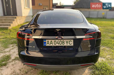Лифтбек Tesla Model S 2013 в 