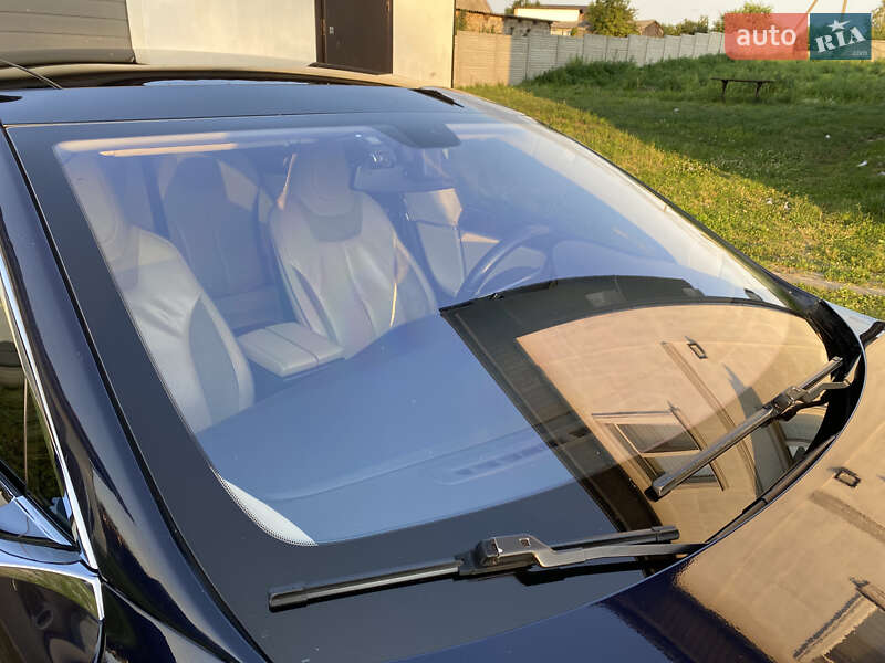 Лифтбек Tesla Model S 2013 в Киеве фото 25 Лифтбек Tesla Model S 2013 в Киеве