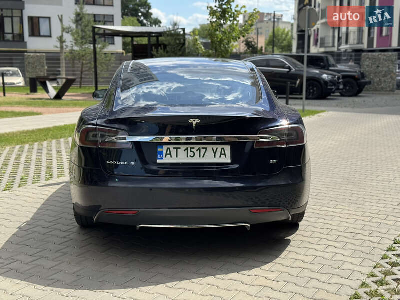 Лифтбек Tesla Model S 2014 в Ивано-Франковске