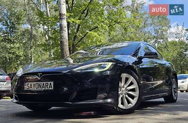 Лифтбек Tesla Model S 2017 в Днепре