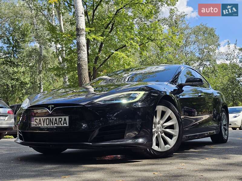 Tesla Model S 2017