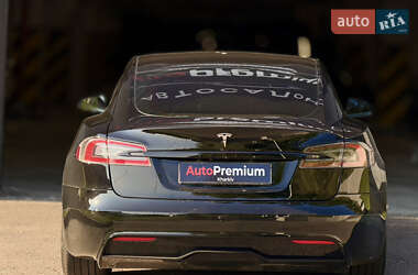 Лифтбек Tesla Model S 2021 в 