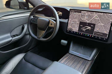 Лифтбек Tesla Model S 2021 в 