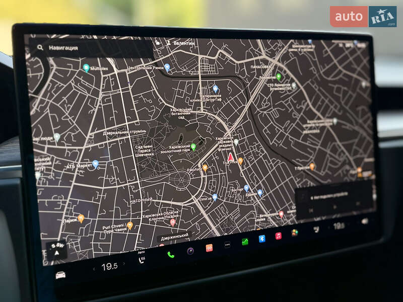 Лифтбек Tesla Model S 2021 в Харькове