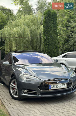 Лифтбек Tesla Model S 2013 в 